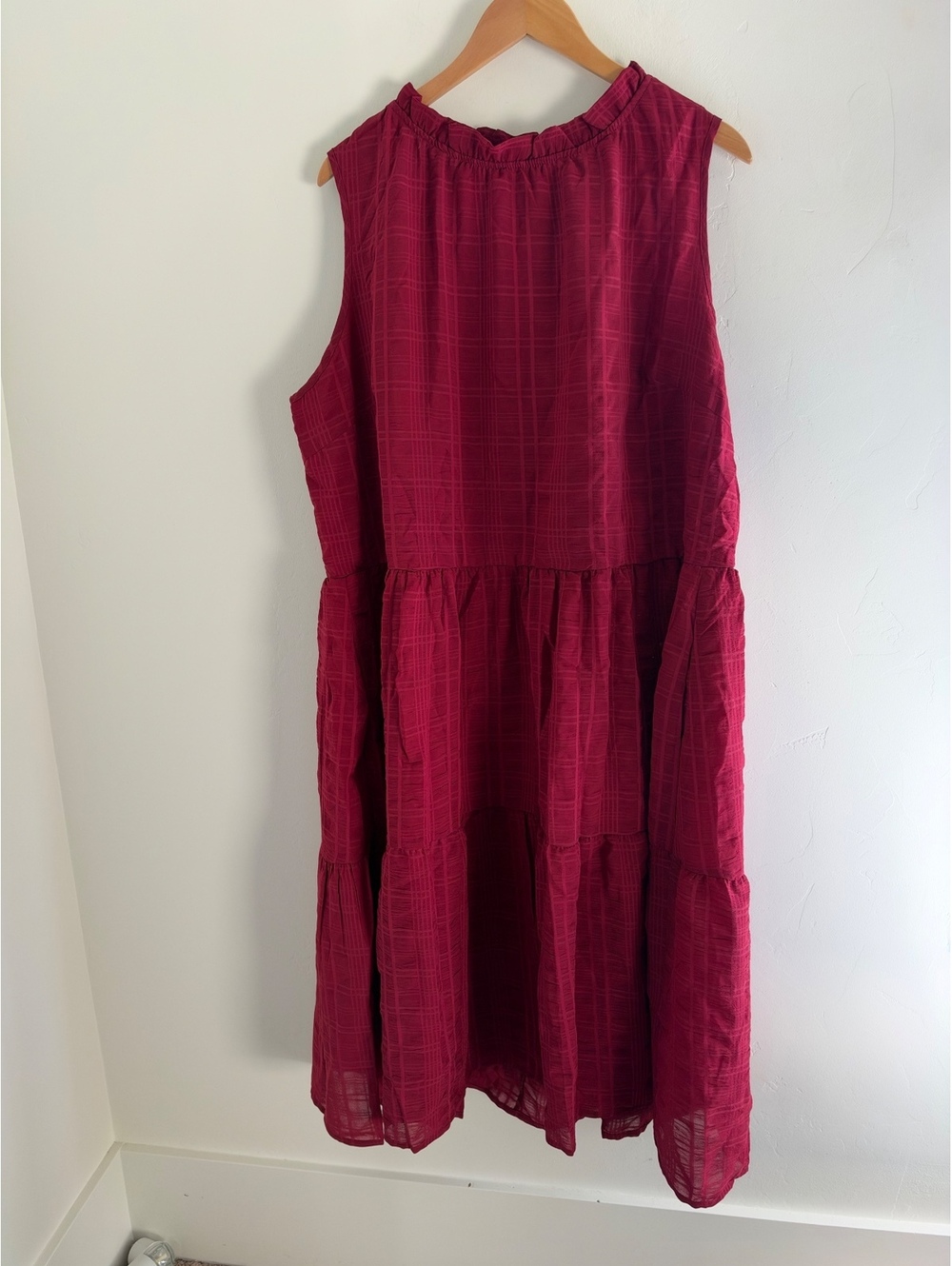 BloomChic Burgundy Tiered Midi Dress Size 22-24 Ruffle Neck Textured Plaid